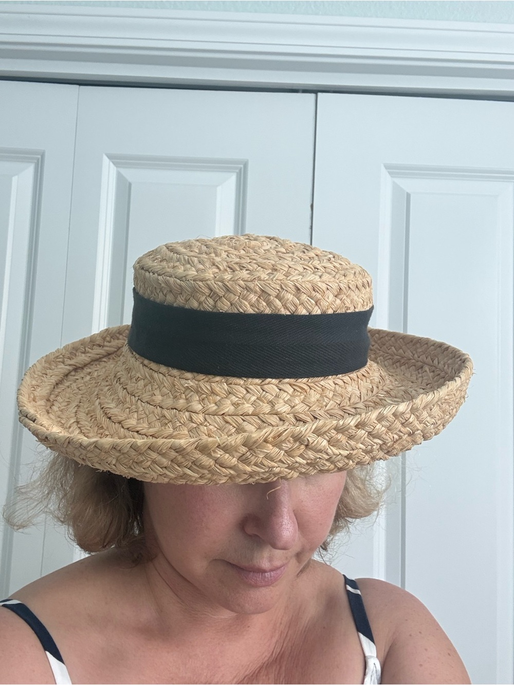 Helen Kaminski Natural 100% raffia hat with Black Band